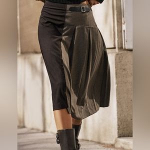 Skirts!! LIVE SHOW ONLY!